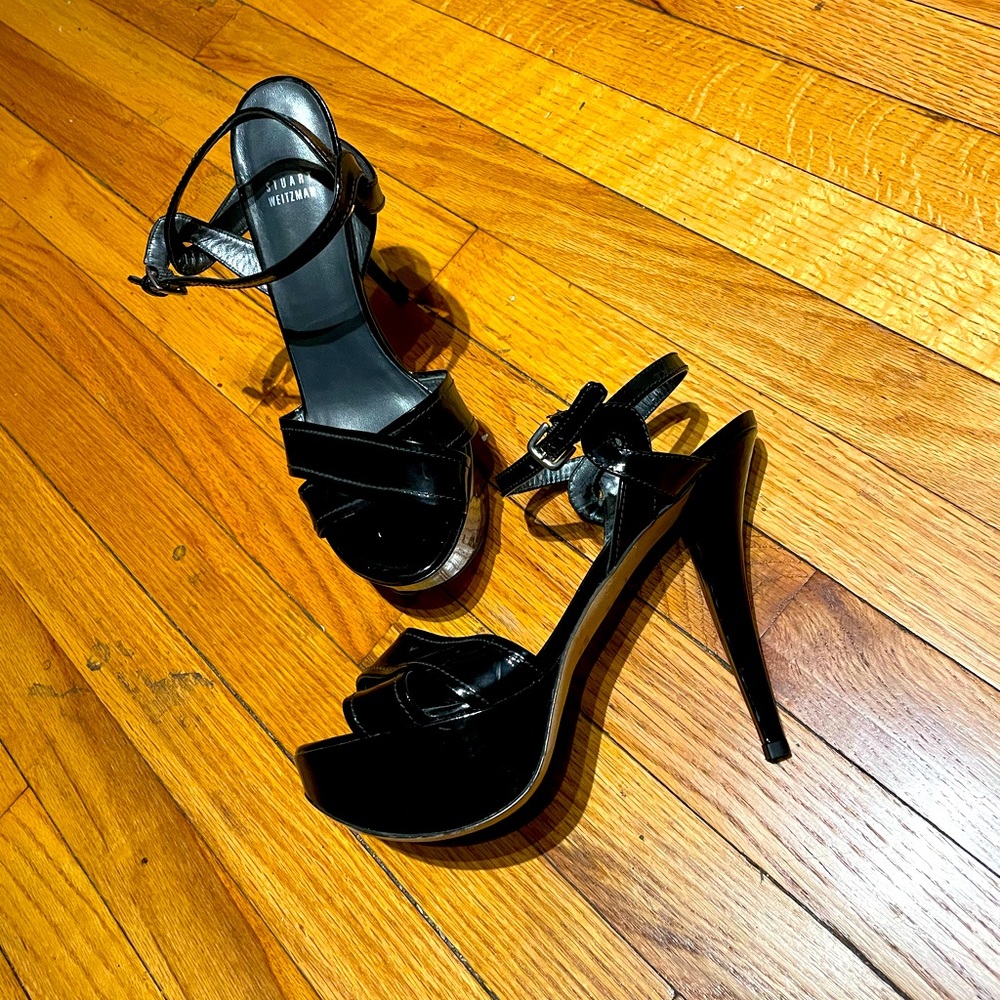 Stuart Weizmann Glossy Leather Crisscros Sandal Pumps Vintage Y2k platforms 9.5